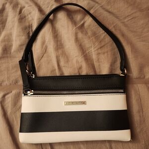 Dana Buchman Wrislet